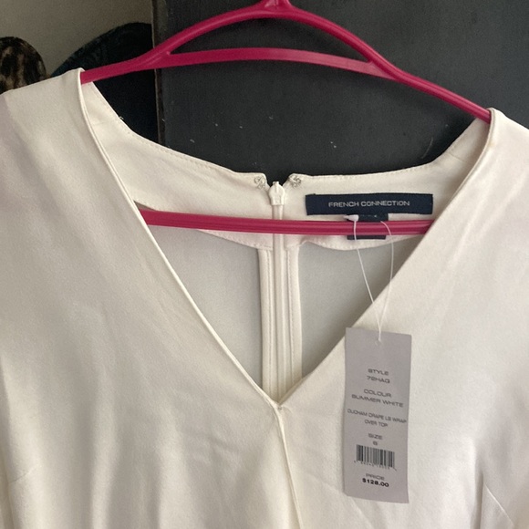 COPY - Size 6 (small/med) whit blouse NWT - Picture 6 of 7